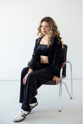 Костюм жіночий